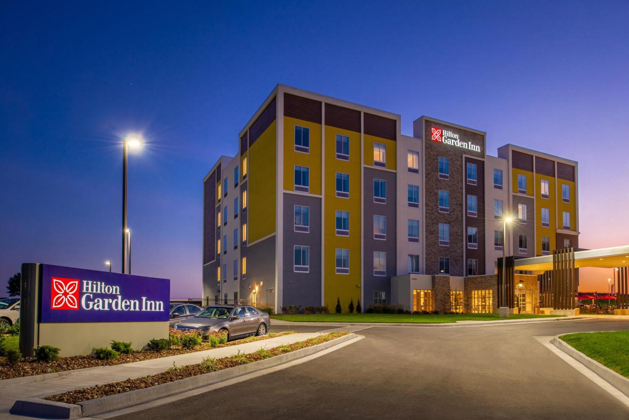 Hilton Garden Inn Kansas City Airport Mo Eksteriør billede